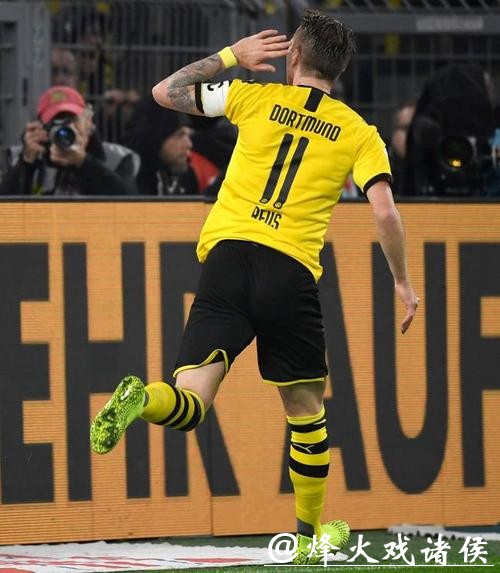 德甲-罗伊斯伤退 小阿扎尔处子球+助攻 多特3-0 德甲-罗伊斯伤退 小阿扎尔处子球+助攻 多特3-0