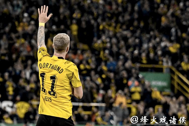 德甲-罗伊斯伤退 小阿扎尔处子球+助攻 多特3-0 德甲-罗伊斯伤退 小阿扎尔处子球+助攻 多特3-0