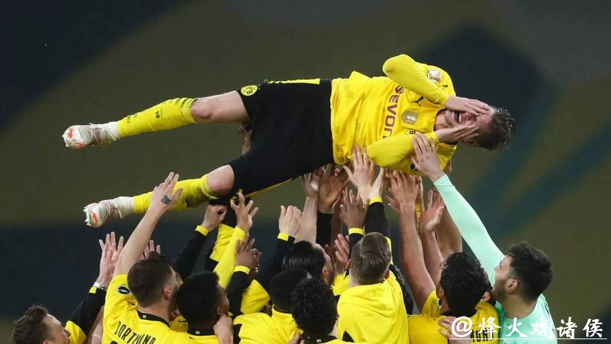 德甲-桑乔建功皮什切克门线救险 多特1-0弗赖堡 德甲-桑乔建功皮什切克门线救险 多特1-0弗赖堡